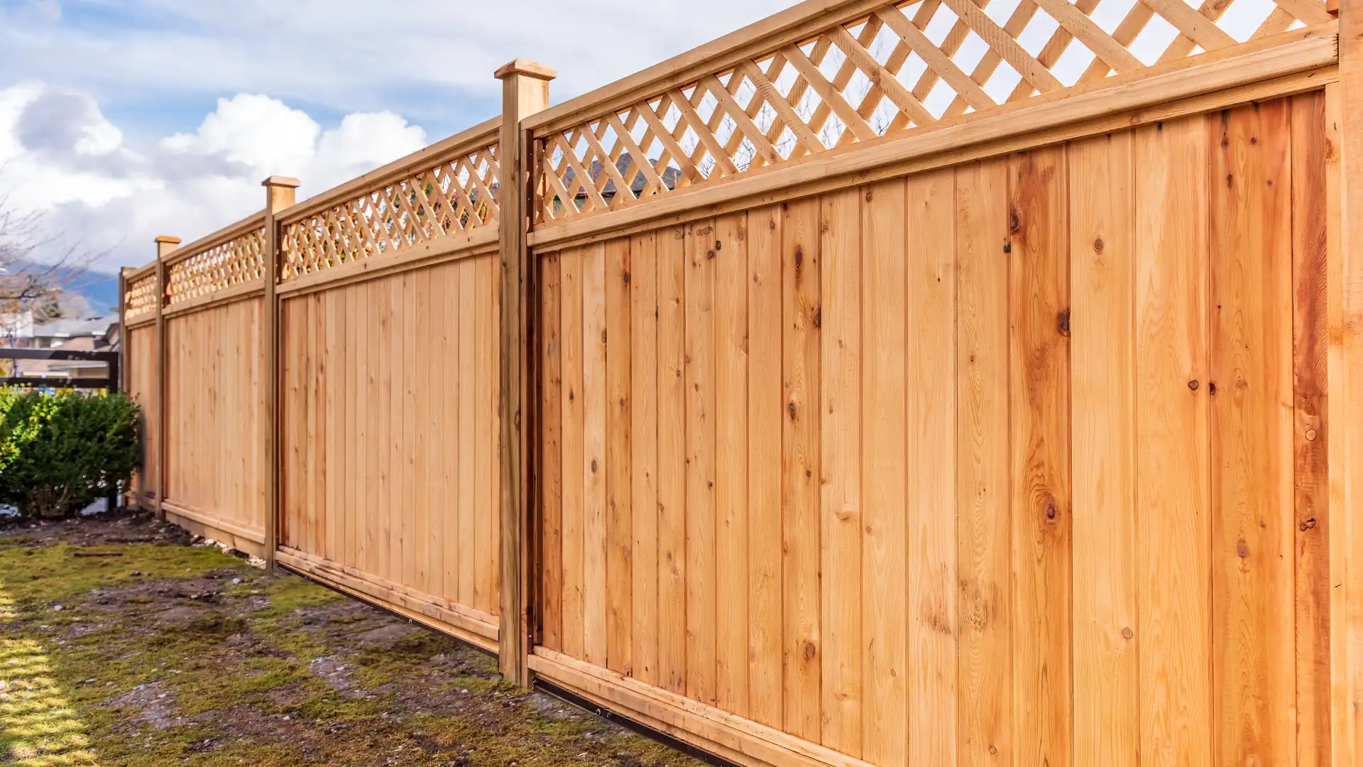 Residential boundary survey – A new fence in a backyard 